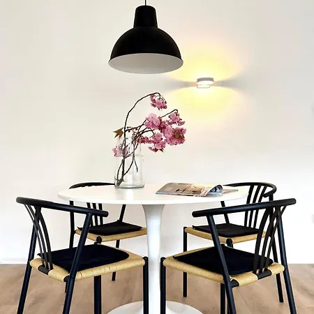 Stylische 2,5 Zi-wohnung - Balkon - Blick Ins Gruene アパート ヴッパータール
