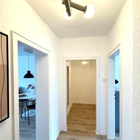 Stylische 2,5 Zi-wohnung - Balkon - Blick Ins Gruene