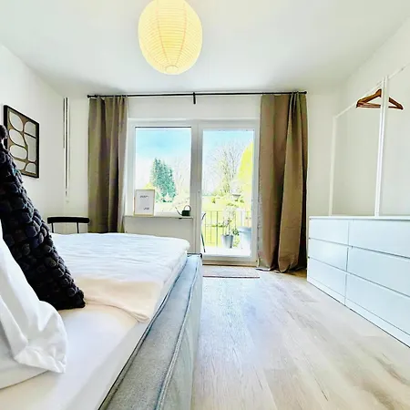 Stylische 2,5 Zi-wohnung - Balkon - Blick Ins Gruene アパート *