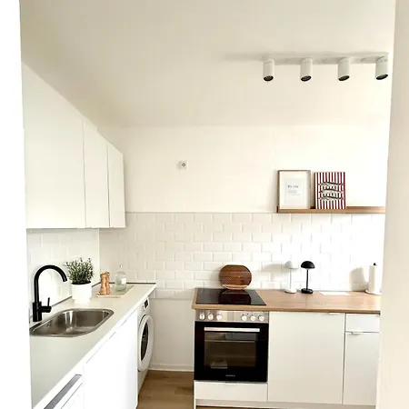 Stylische 2,5 Zi-wohnung - Balkon - Blick Ins Gruene アパート